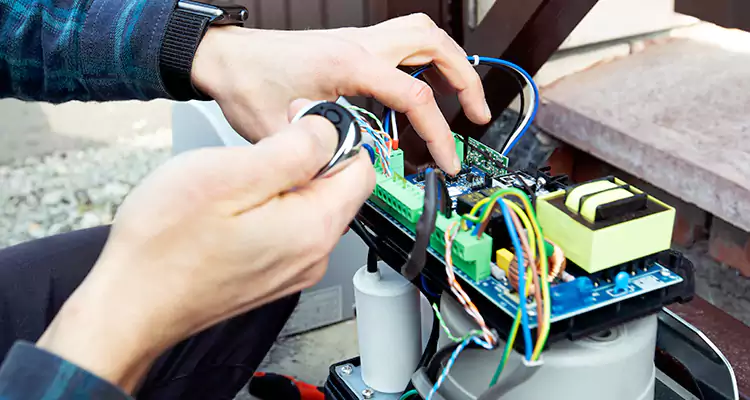 Automatic Driveway Gate Repair in Rockledge, FL