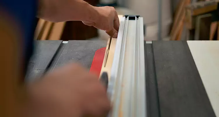 Bifold Door Seal Repair in Rockledge, FL