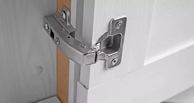 Shower Door Hinge Replacement in Rockledge, FL