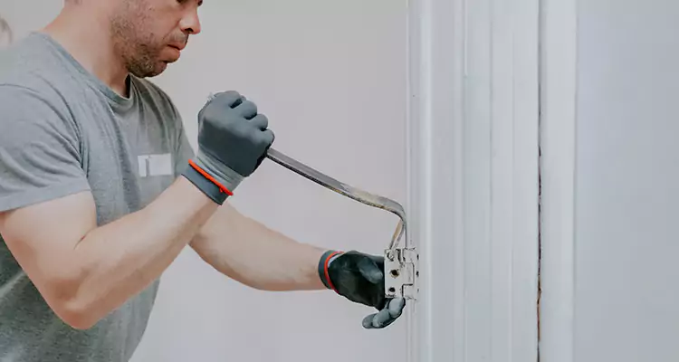 Cracked Door Jamb Repair in Rockledge, FL
