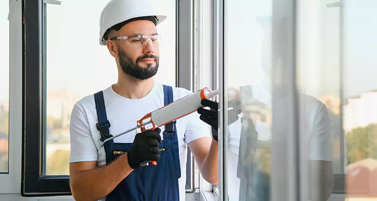 Retractable Screens Repair for Patio in Rockledge, FL