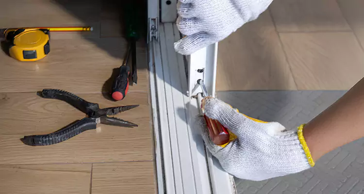 Screen Door Wheel Replacement in Rockledge, FL