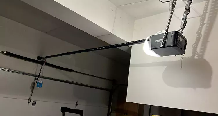 Linear Garage Door Opener Repair in Rockledge, FL